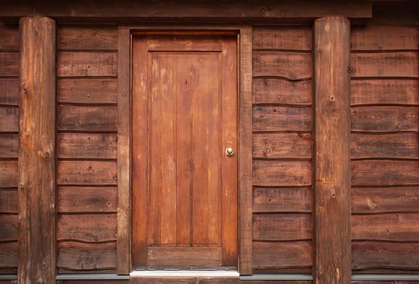 Log Cabin Siding Installation in Oroville