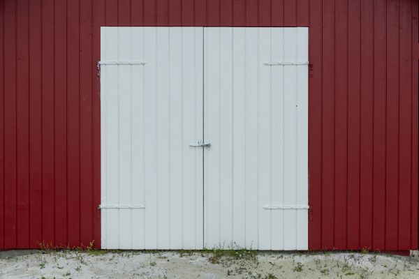 Pole Barn Siding Installation in Oroville