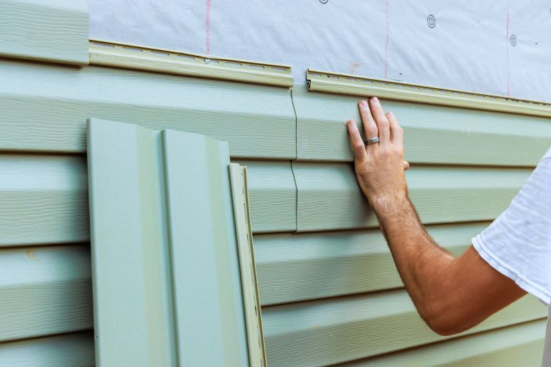 Expert Vinyl Siding Repair Service