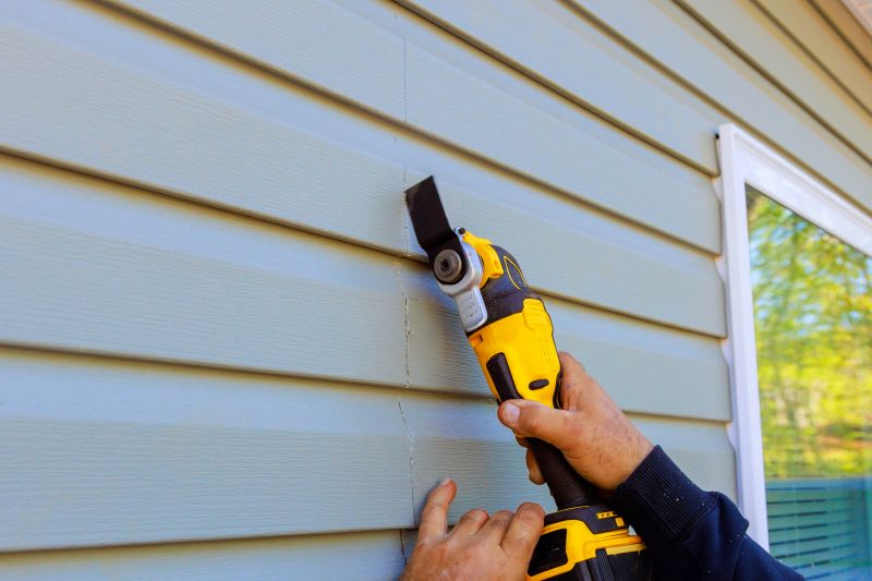 Cleaning and Refinishing Siding